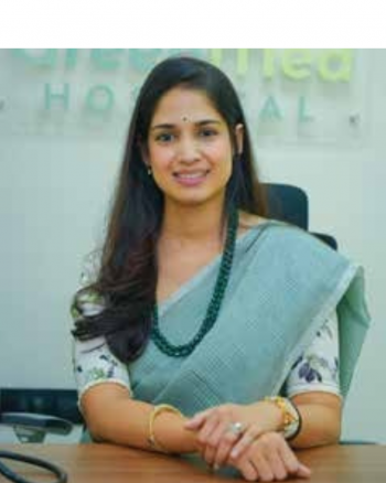 Dr Keertana Reddy Gynécologue